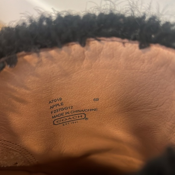 Coach black heeled platform booties w shearling ankles. Size 6 - Picture 6 of 10